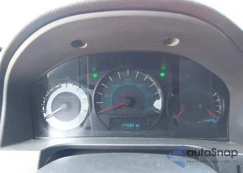 2010 Ford Fusion Se z USA, uszkodzony, nr VIN 3FAHP0HG8AR287658